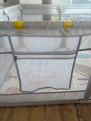 Parquecito infantil con alfombra 1,55m x 1,55m