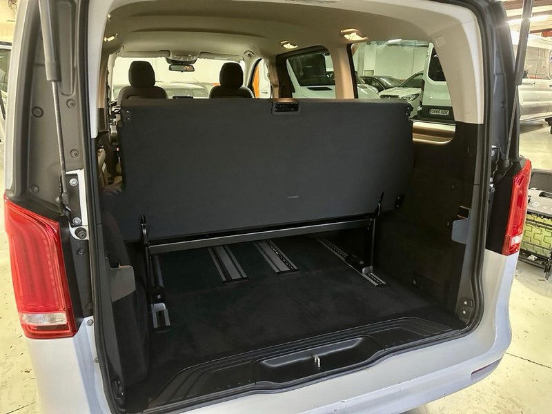 Mercedes-Benz Clase V 2022, foto 18