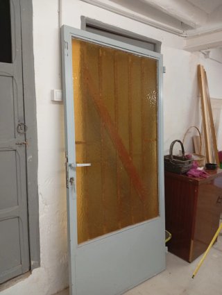 Puerta exterior rústica cristal,metal color gris