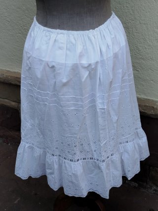 Enagua de algodón blanca