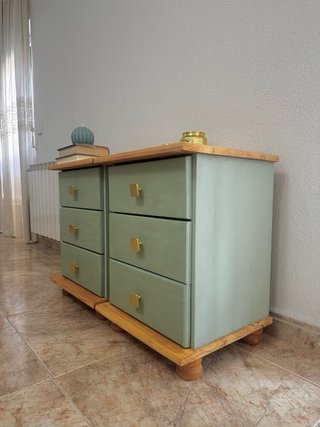 Comodini in legno massello