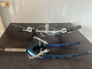 Manillar y horquilla de bicicleta