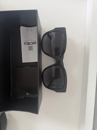Occhiali da sole Versace neri e dorati