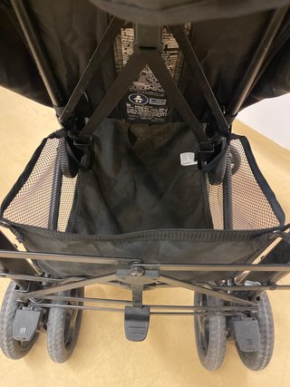 Silla de paseo negro