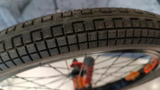 Bicicleta BMX 320 wipe Roja 20 pulgadas