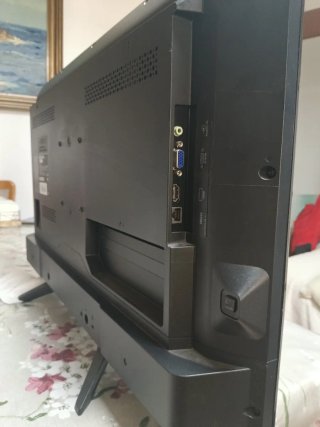 Monitor TV Hikvision Nero