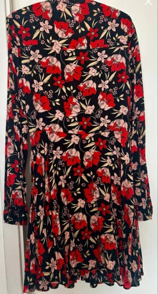 Vestito Zara floreale nuovo con cartellino XS