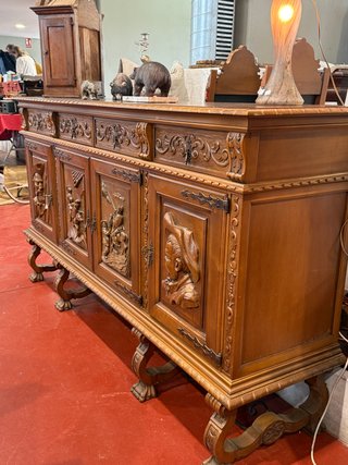 Elegantísimo Conjunto Comedor Castellano