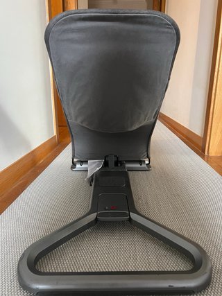 Hamaca Ergobaby gris casi nueva