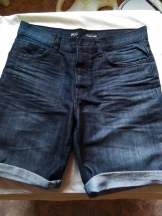 Pantalón corto vaquero negro W32