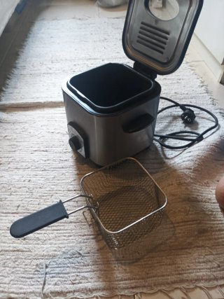 Freidora eléctrica Comelux