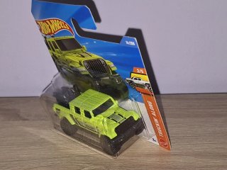 Hot Wheels 20 Jeep Gladiator Truckin' Along