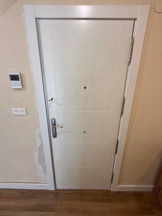 CarpinteroBilbao Suelos Laminados, Puertas rodapié