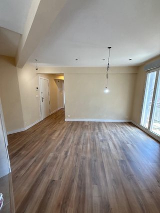 CarpinteroBilbao Suelos Laminados, Puertas rodapié