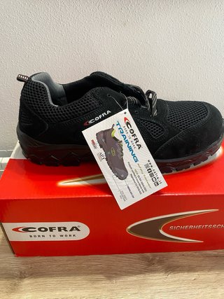 Zapatos de trabajo Cofra Talla 43 Negros