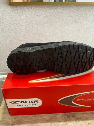 Zapatos de trabajo Cofra Talla 43 Negros