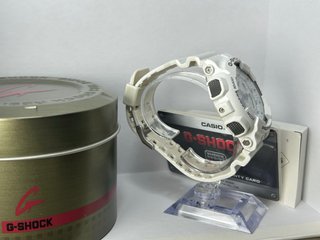 Casio G-Shock GA-100 Blanco