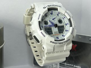 Casio G-Shock GA-100 Blanco