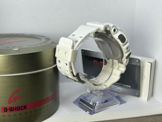 Casio G-Shock GA-100 Blanco