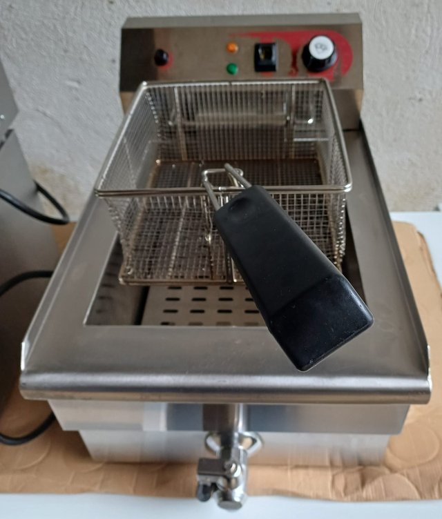 Freidora Industrial Eutron Monofásica 220V