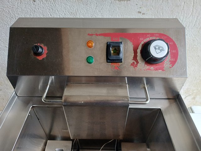 Freidora Industrial Eutron Monofásica 220V