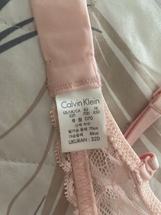 Sujetador encaje rosa Calvin Klein 70D EU/85D FR
