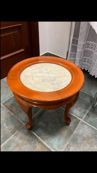 BONITA . MESA Madera -Mármol.15€