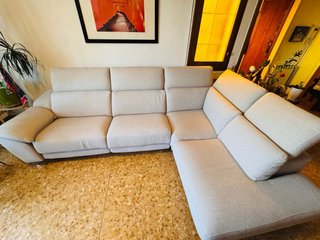 Sofá chaise longue gris