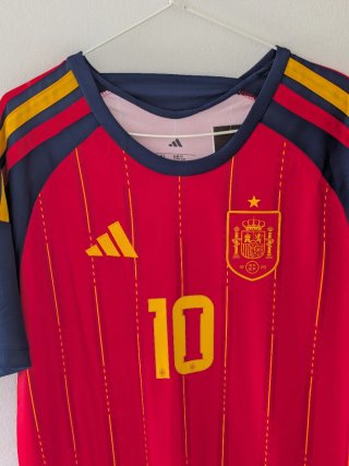 Camiseta Selección 2026. Talla L