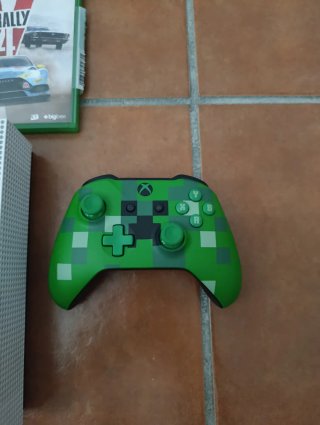 Xbox One S 1TB + 3 Giochi + 2 Controller