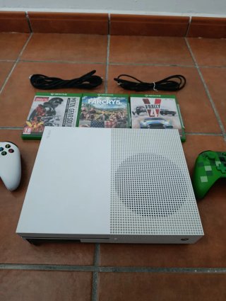 Xbox One S 1TB + 3 Giochi + 2 Controller