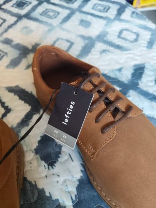 Pack 2 pares zapatos Lefties marrones nuevos