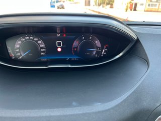 PEUGEOT 3008 1.5 BlueHDi SS Allure Pack EAT8