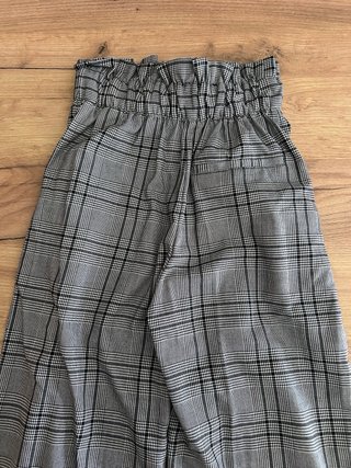 Pantalón de Bershka talla 34