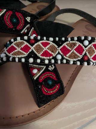 SANDALIAS CON PEDRERIA GIOSEPPO 39