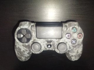 PS4 Mando con funda  Memoria 1TB Cables necesarios