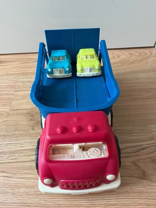 Camión Transporte Happy Cruisers + 2 Coches