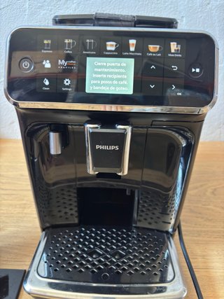 Cafetera Philips Serie 5400 LatteGo