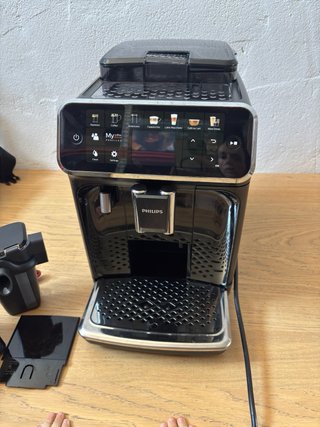 Cafetera Philips Serie 5400 LatteGo
