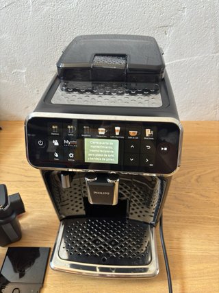 Cafetera Philips Serie 5400 LatteGo