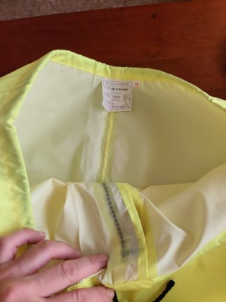 Pantalones impermeables amarillos Talla 46