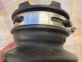 H1B19R504CC Tubo filtro de aire Ford