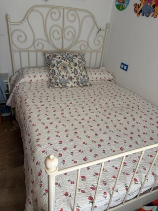 Cama Ikea Madera y Metal