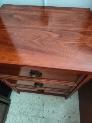 Mesitas de noche y cabecero madera