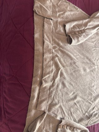 Maglioncino lana beige con bottoncini