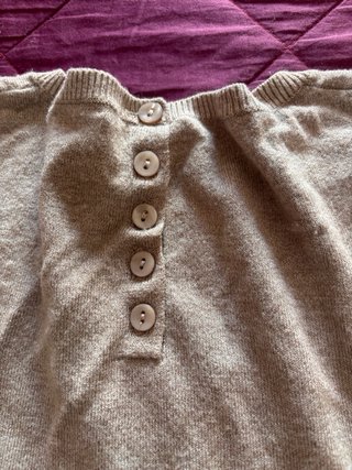 Maglioncino lana beige con bottoncini