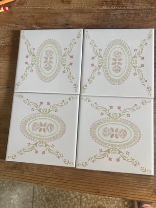 Azulejo retro con diseño floral
