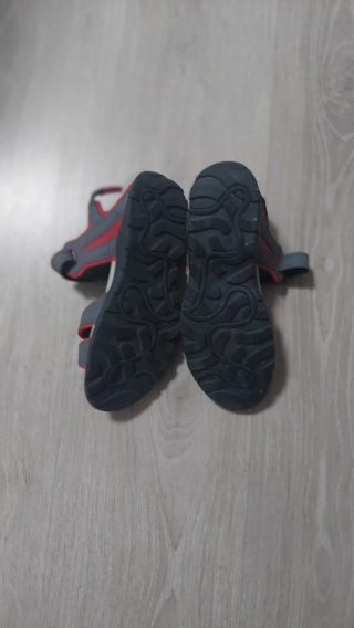 Sandalias Decathlon Talla 39 Gris y Rojo