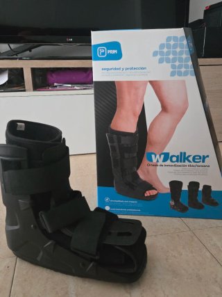 Bota Walker Talla L Izquierda
