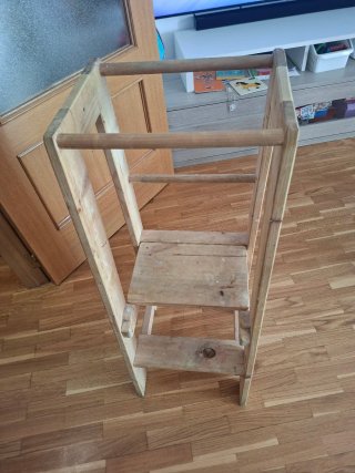 Torre di apprendimento in legno Montessori